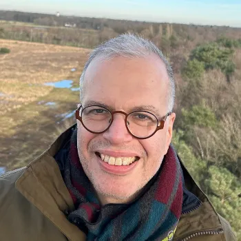 Yves Saks
